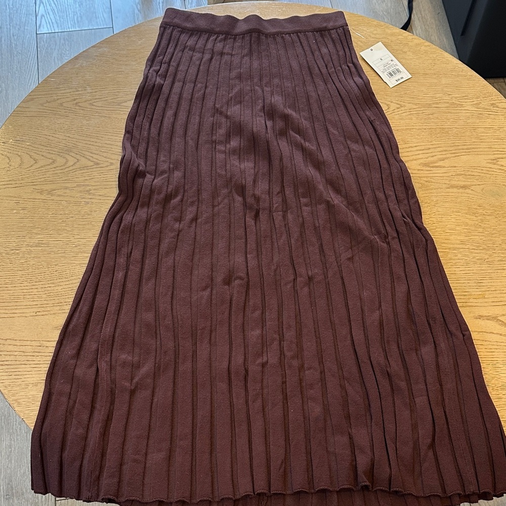 A new day  Brown Pleated Skirt NWT SMALL